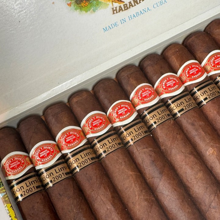 Romeo Julieta Puritos